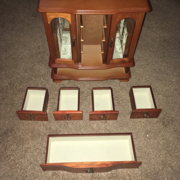 Jewelry Box - Picture 3 of 4